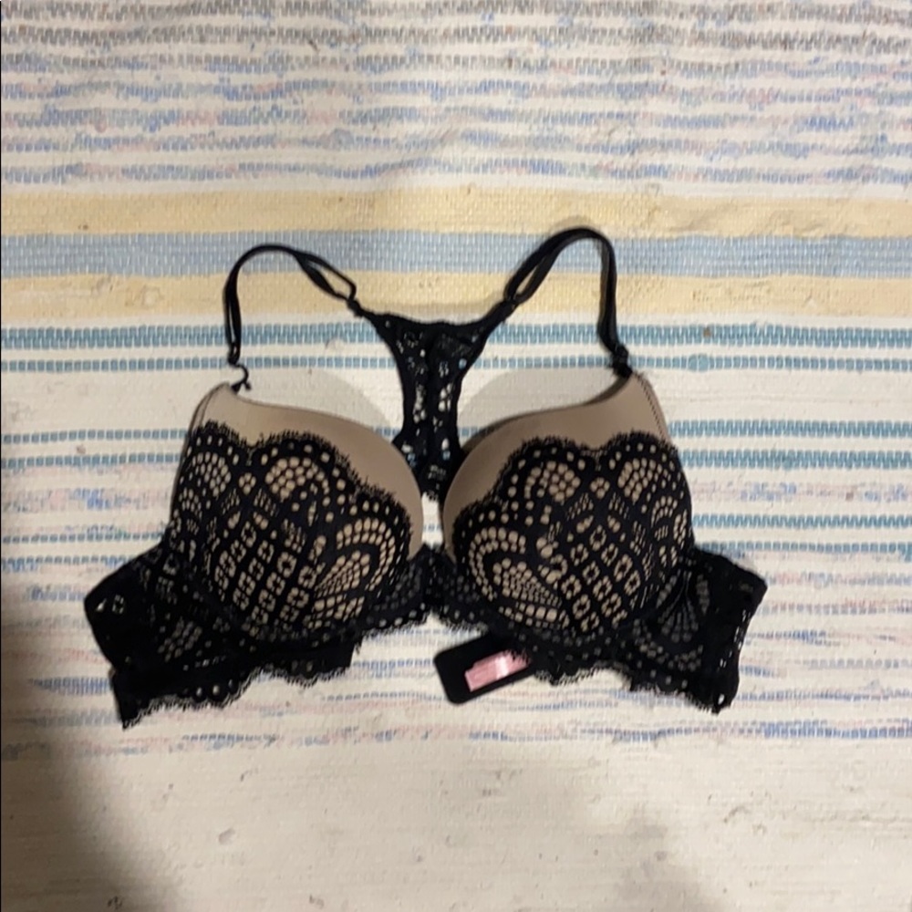 nude and black lace bra